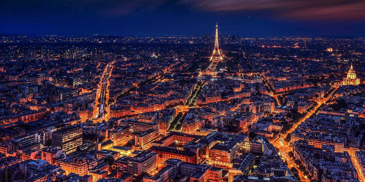 Is it safe to travel to Paris in 2026?
