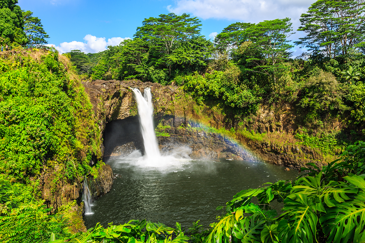 Rainbow Falls in Hawaii